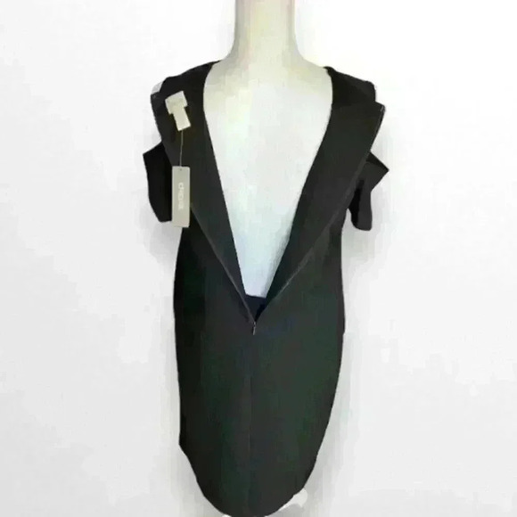 Black Cold Shoulder Seamed Short Dress Size 10 NWT​​ - Picture 5 of 7